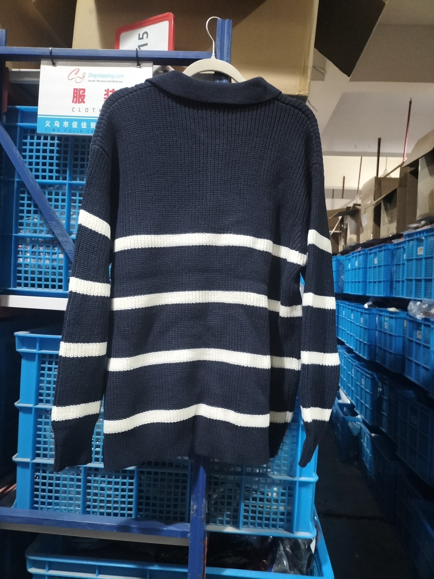 TWO TONE COLOR QUARTER